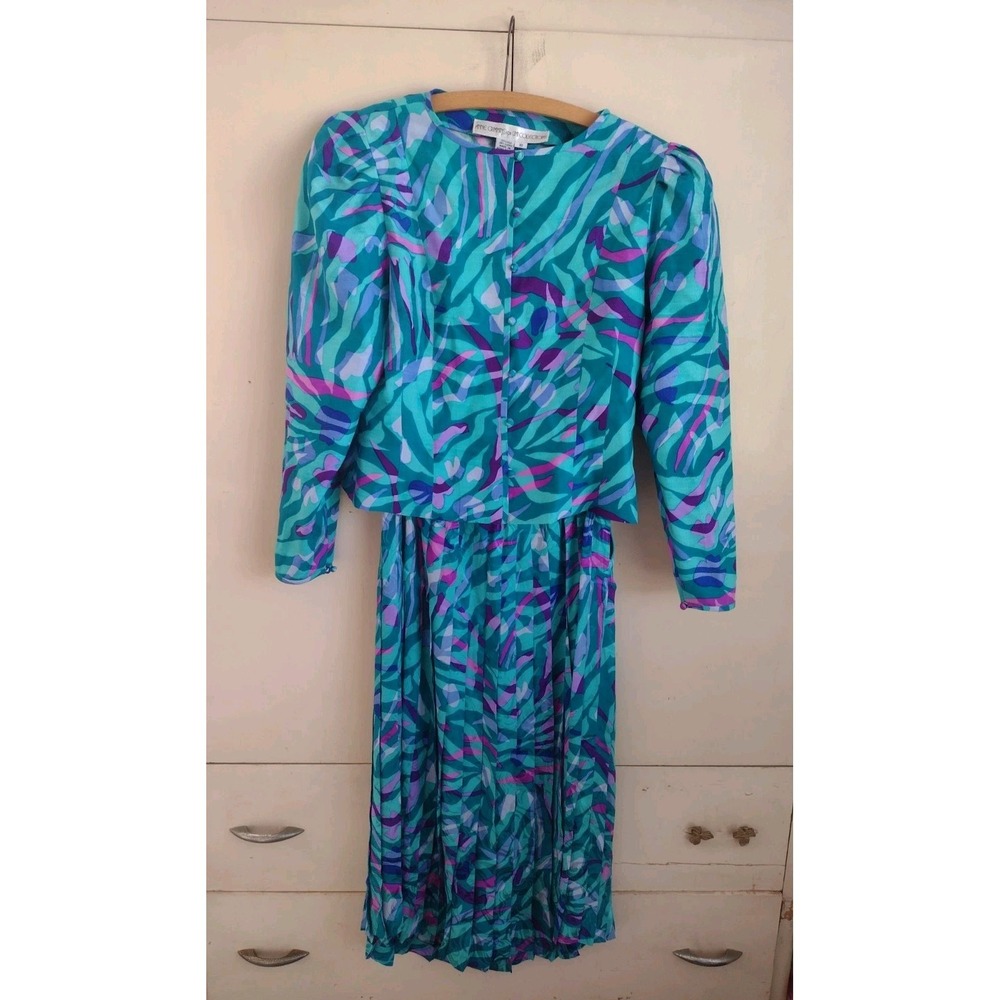 Vtg Anne Crimmins for Umi Collections 2 piece Silk Skirt Jacket Set Blue Green